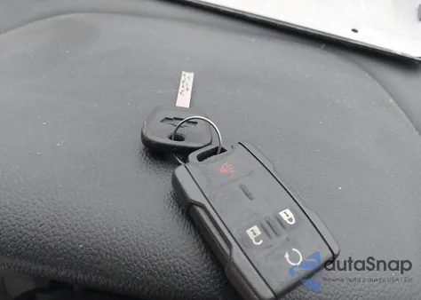 2018 Chevrolet Silverado 1500 2Lt z USA, uszkodzony, nr VIN 3GCUKREC0JG417733